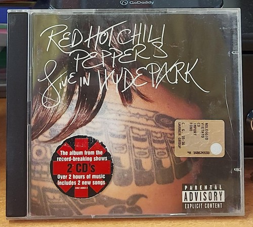 Red hot chili - red,