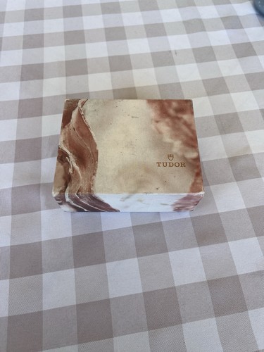 Scatola tudor - scatola,