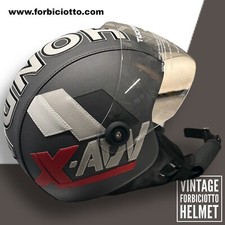 Casco rivestito in pelle e