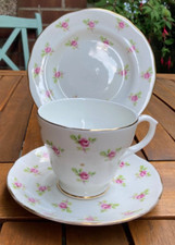 Duchessa Vintage Teacup Trio -