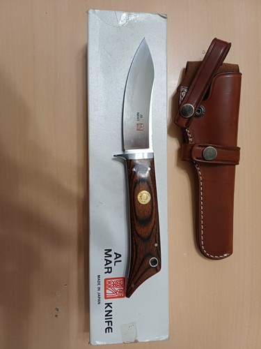 Coltello mar guns tenuto - coltello,