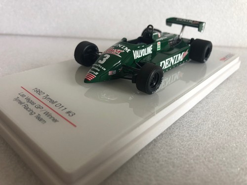 Tyrrell 011 las - 011,