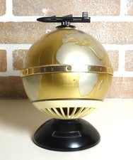 RADIO GLOBE FLY MADE IN JAPAN 1960 WAIMEA VINTAGE TUBE BAKELITE MODERNARIATO 
