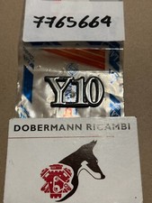 Sigla modello laterale Y10 *ORIGINALE* LANCIA Y10 (92-95) cod. 7765664