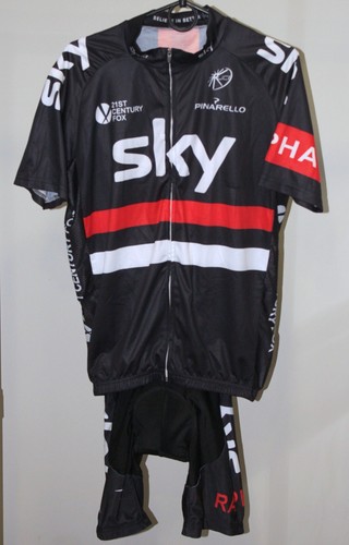 Tuta squadra ciclismo cielo