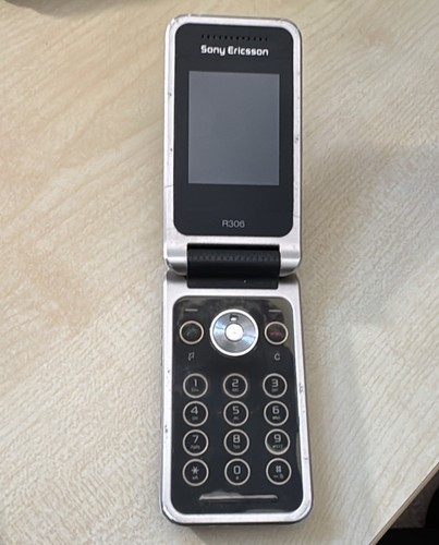 Sony ericsson r306 - am, fm