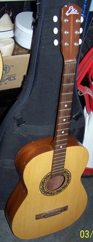 Chitarra acustica vintage - chitarra,