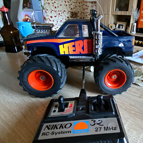 Nikko system hero monster - rc,