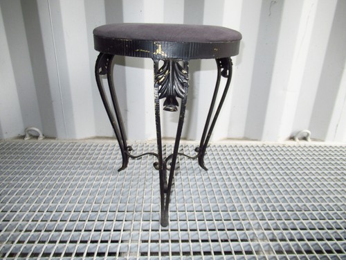 Ancien pouf tabouret volute - tabouret, a