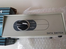 Interruttore dati parallelo o