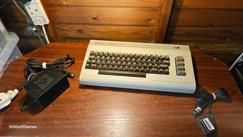 Commodore c64 breadbin home - commodore,