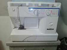 Macchina da cucire Victoria