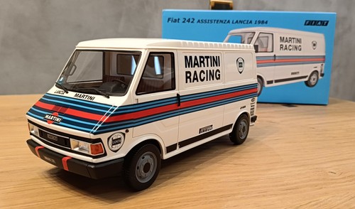 Laudoracing fiat 242 - e, van