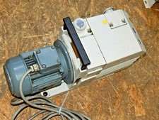 Pompa per vuoto LEYBOLD TRIVAC D16B