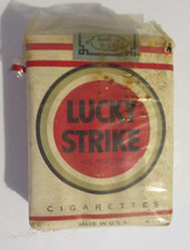 ORIGINAL-WWII 1943 LUCKY STRIKE CIGARETTE PACK EMPTY -AUTHENTIC W/STAMP- U.S.A.
