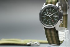 [Quasi come nuovo] Orologio AT