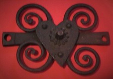 ELEMENTO IN FERRO DI CARRO