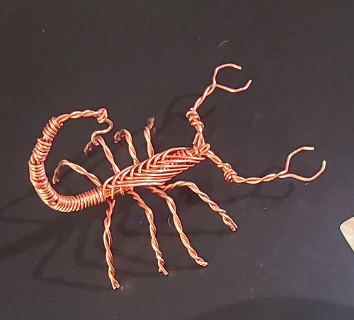 Scultura statuina scorpione - , in