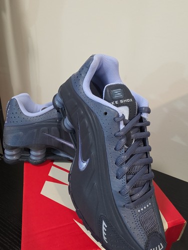 Nike shox - r4,