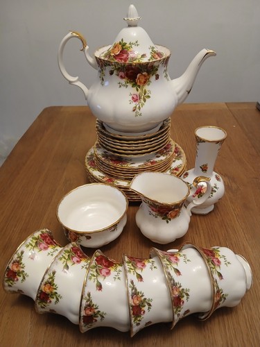 Royal albert old country - country, roses