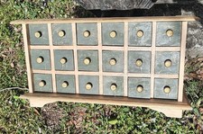 Armadio antico in legno