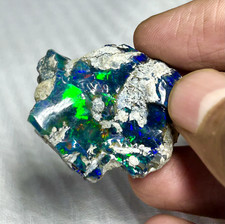 Opale nero grezzo di alta