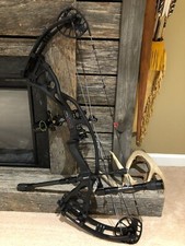 Hoyt Carbon RX4 -[FULLY