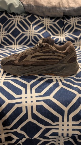 Adidas yeezy boost 700 - adidas,