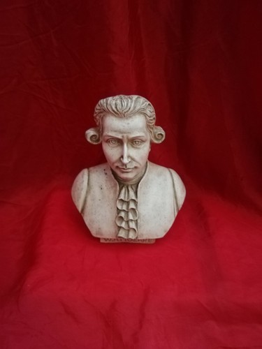 Busto statua famoso - busto,