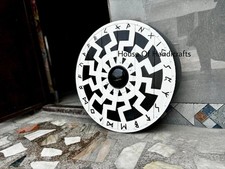 scudo vichingo in legno fatto