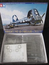 Vought F4U-1D Corsair con