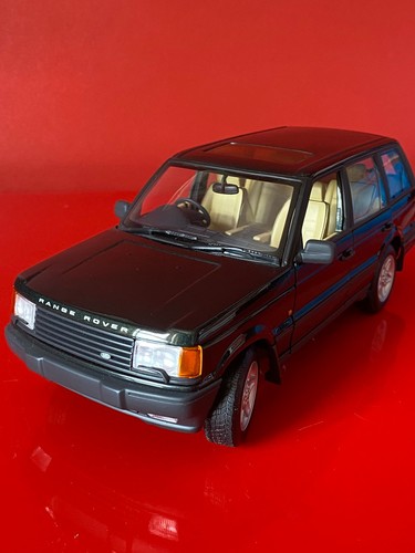 Autoart diecast model - autoart,
