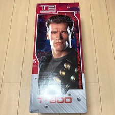 Statua Terminator 2 T-800