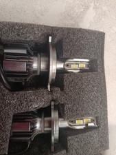COPPIA DI LUCI LED H4 PER AUTO E MOTO UNIVERSALI CANBUS