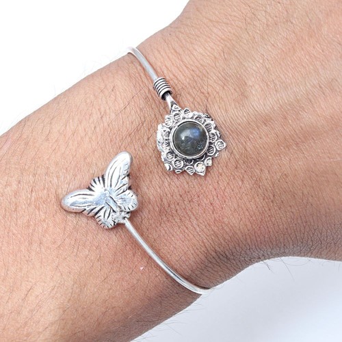 Bracciali per gioielli - fatti, a