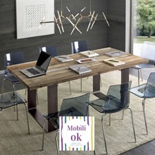 Tavolo industrial design in