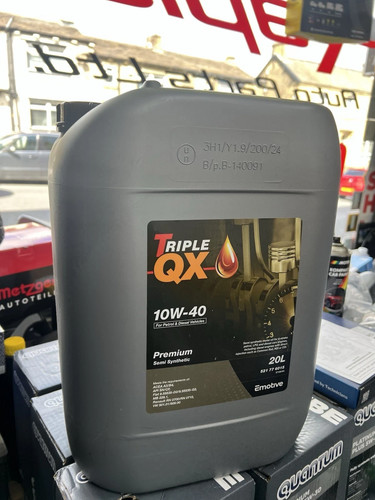 Olio motore semi sintetico