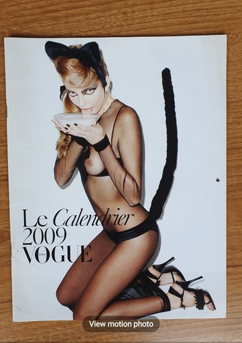 French vogue paris calendar - paris,