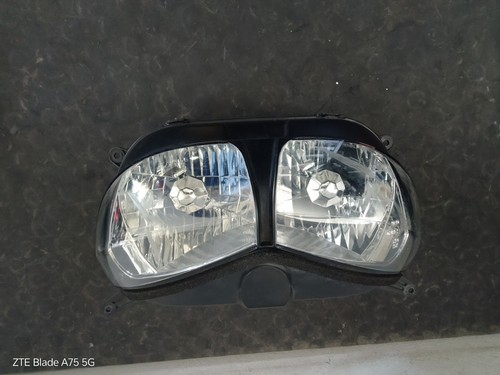 Faro anteriore con lievi - faro,
