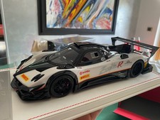 1/18 Dino Model Pagani Zonda R-Evo, white, diplay - no autoart, almost, lcd