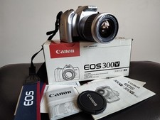 Canon EOS 300V + 28-90mm f/4-5.6 II  Kit Pari al Nuovo