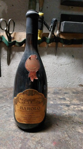 Vino barolo 1981 - 1981, inbottigliato
