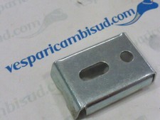 FERMO IN ACCIAIO FISSAGGIO SACCA SX VESPA FARO BASSO STRUZZO Vesparicambisud