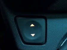 FRONT LEFT WINDOW REGULATOR