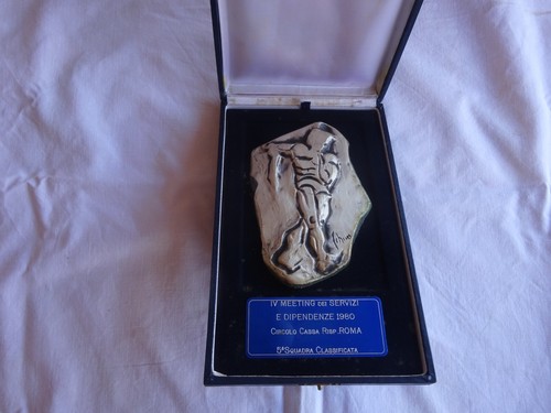 Targa bronzea del iv - targa,