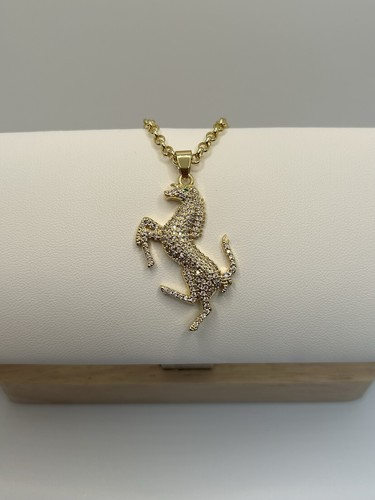 Collana con ciondolo stallone