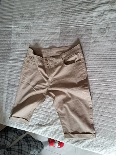 Pantalone pantaloncini bermuda