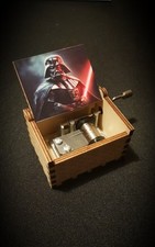 Scatola musicale in legno Star