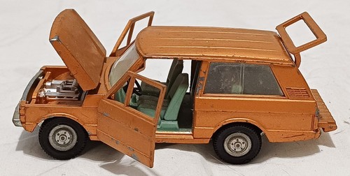 Dinky toys range rover 5 - dinky, rover.