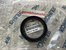 PARAOLIO  LATO VOLANO MOTORE